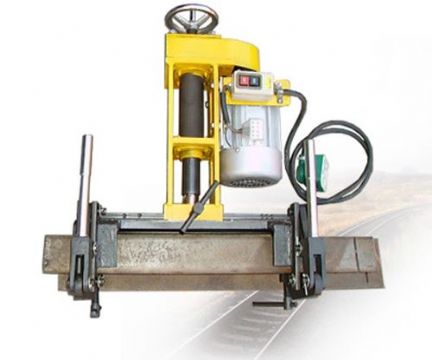點(diǎn)擊查看詳細(xì)信息<br>標(biāo)題：三相電動鋼軌鉆孔機(jī) 閱讀次數(shù)：2162