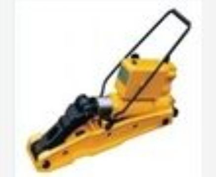 點擊查看詳細信息<br>標題：YQB-245型液壓起拔道機 閱讀次數(shù)：1732