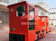點(diǎn)擊查看詳細(xì)信息<br>標(biāo)題：架線式電機(jī)車 閱讀次數(shù)：1639